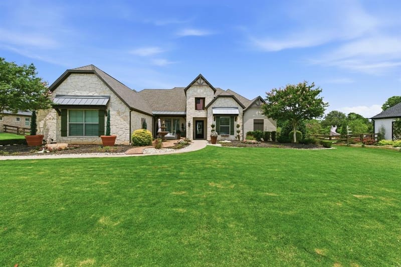 904 Fincher Trail, Argyle TX 76226 - Photo 2