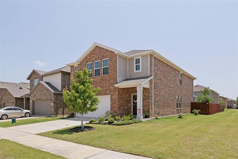 601 Colgate Circle, Princeton TX 75407 - Photo 6