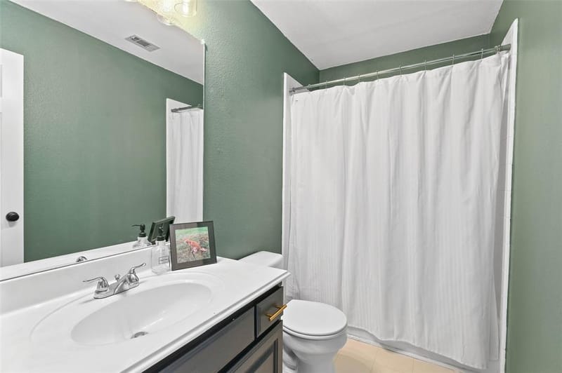 4100 Creekhollow Drive, Carrollton TX 75010 - Photo 17