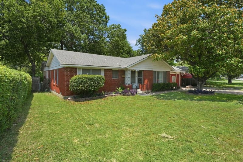 3275 S Edgefield Avenue, Dallas TX 75224 - Photo 2