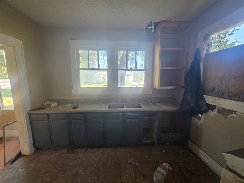 1100 E Walker Street, Breckenridge TX 76424 - Photo 13