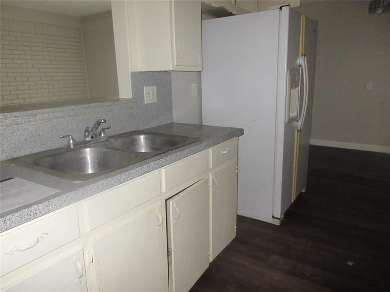 4904 Virgil Street, Fort Worth TX 76119 - Photo 6