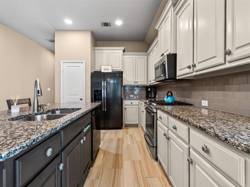 1005 Hubbard Creek Trail, McKinney TX 75071 - Photo 6