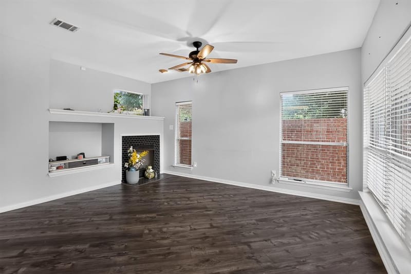 10201 Perkins Drive, Irving TX 75063 - Photo 12