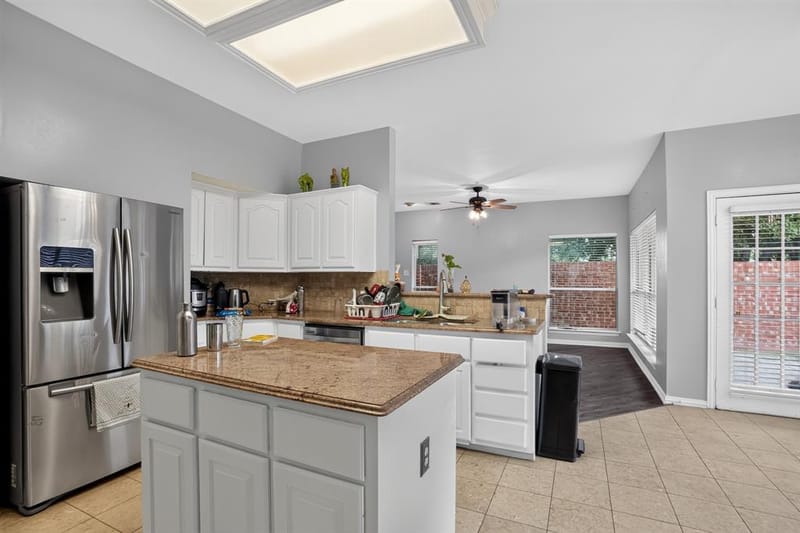 10201 Perkins Drive, Irving TX 75063 - Photo 9