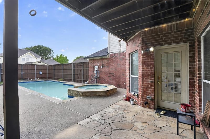 10201 Perkins Drive, Irving TX 75063 - Photo 35