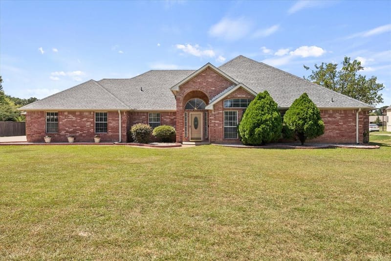 1089 Oak Hollow Lane, Combine TX 75159 - Photo 4