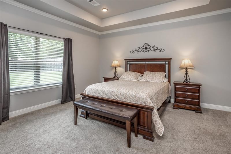 110 E Iriquois Drive, Lake Kiowa TX 76240 - Photo 28
