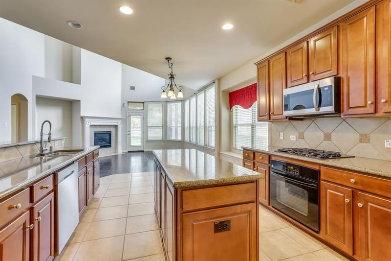 804 Miramar Drive, Rockwall TX 75087 - Photo 7