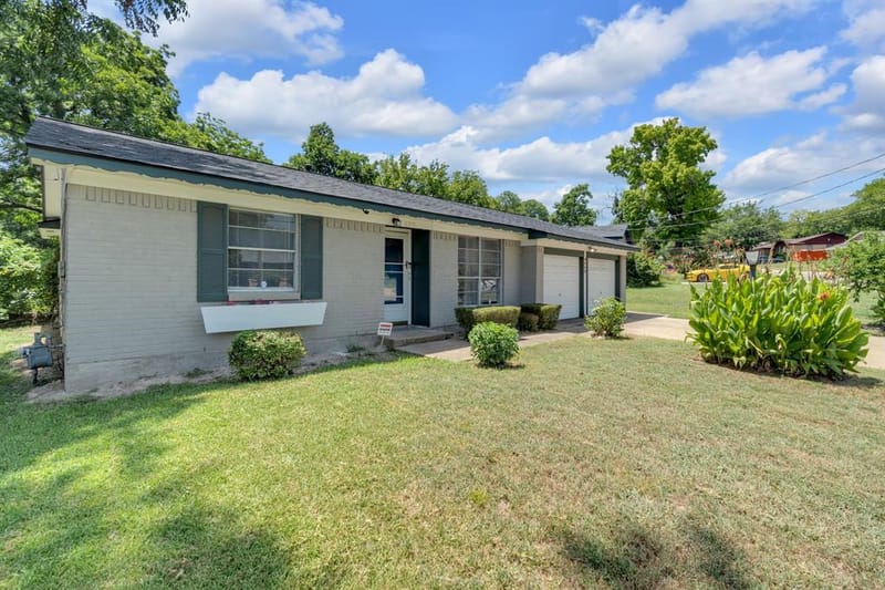 6315 Harmony Lane, Dallas TX 75241 - Photo 3