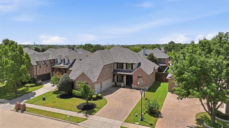 15701 Crown Cove Lane, Frisco TX 75035 - Photo 2
