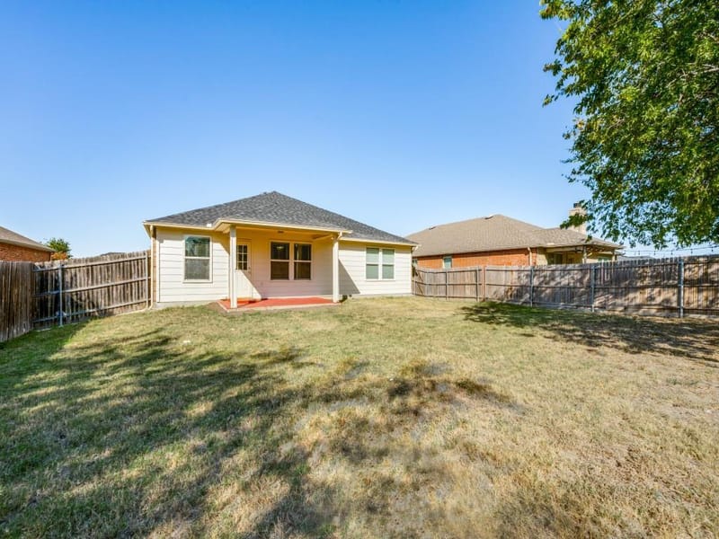 1281 Wysteria Lane, Burleson TX 76028 - Photo 27
