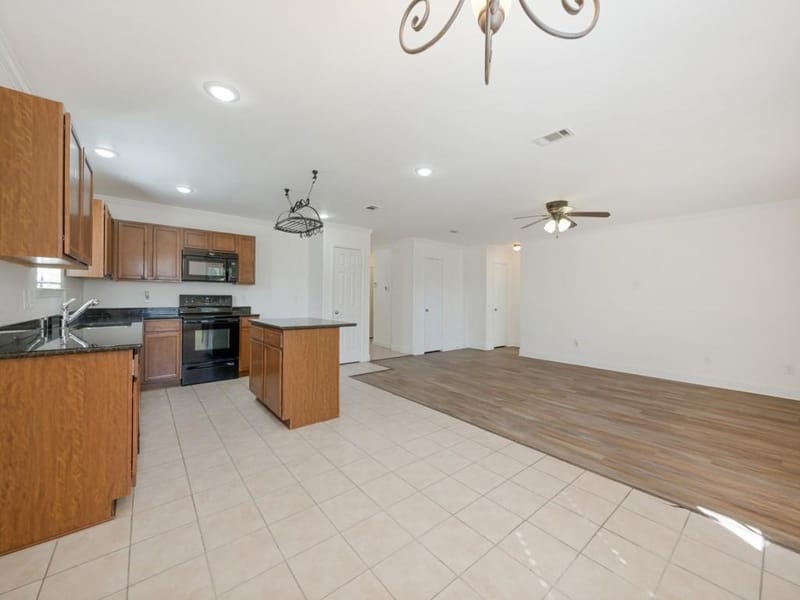 1281 Wysteria Lane, Burleson TX 76028 - Photo 8