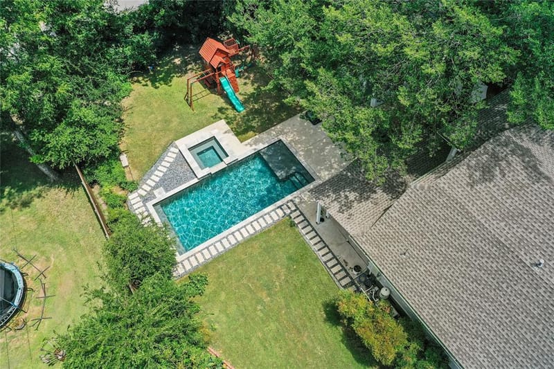 1319 S Crockett Street, Sherman TX 75090 - Photo 2