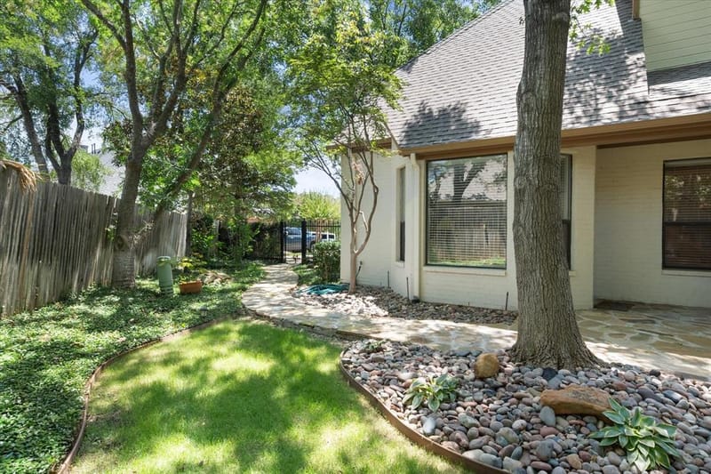 2111 Castle View Road, Mansfield TX 76063 - Photo 36