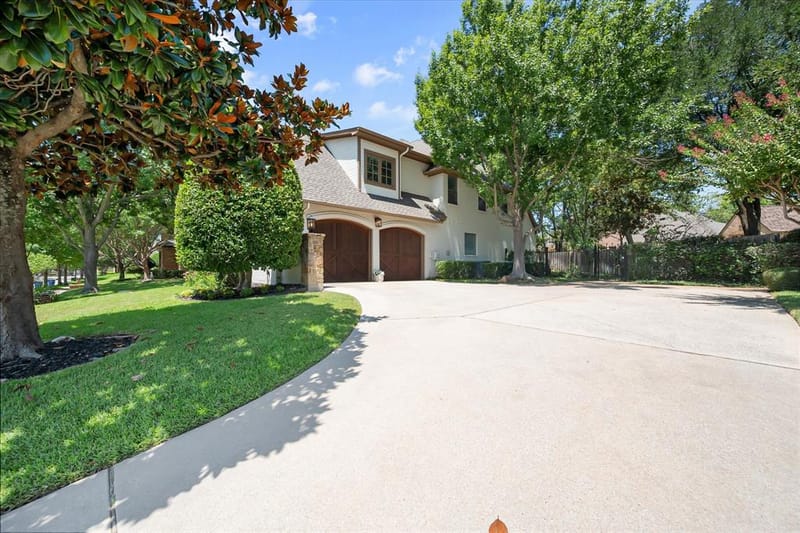 2111 Castle View Road, Mansfield TX 76063 - Photo 37