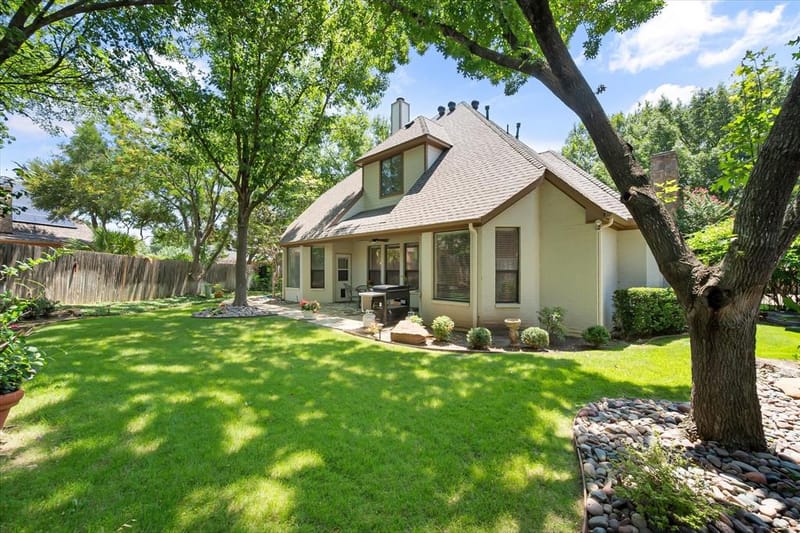 2111 Castle View Road, Mansfield TX 76063 - Photo 35