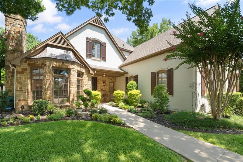 2111 Castle View Road, Mansfield TX 76063 - Photo 39