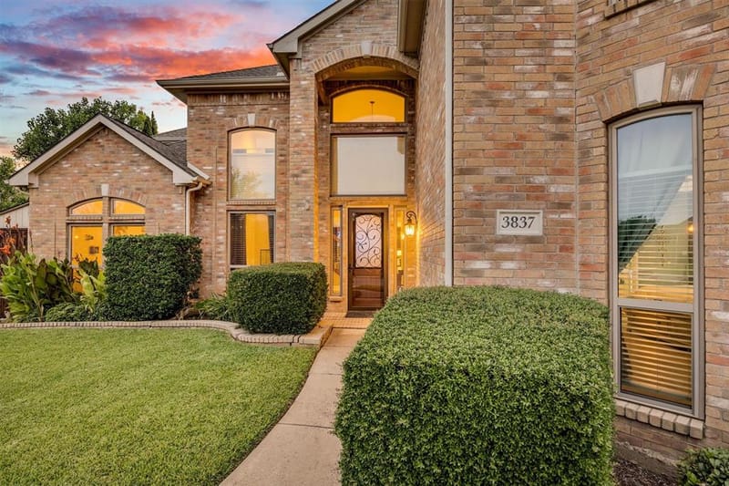 3837 Erath Drive, Carrollton TX 75010 - Photo 4