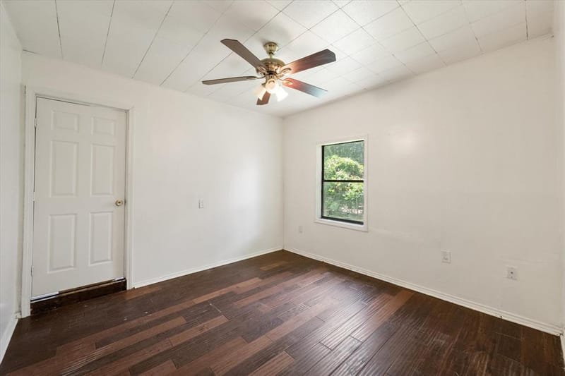 109 E Tyler Street, Ennis TX 75119 - Photo 18