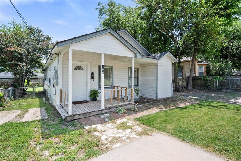 109 E Tyler Street, Ennis TX 75119 - Photo 25