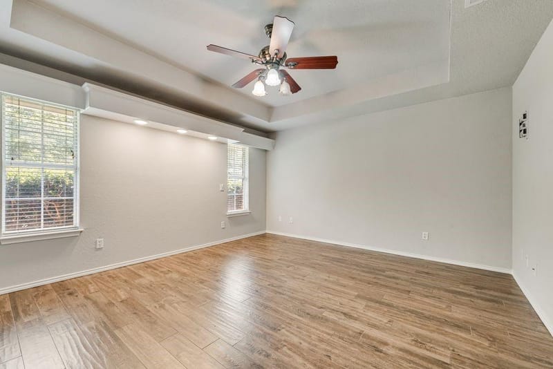 301 South Circle, Grandview TX 76050 - Photo 18