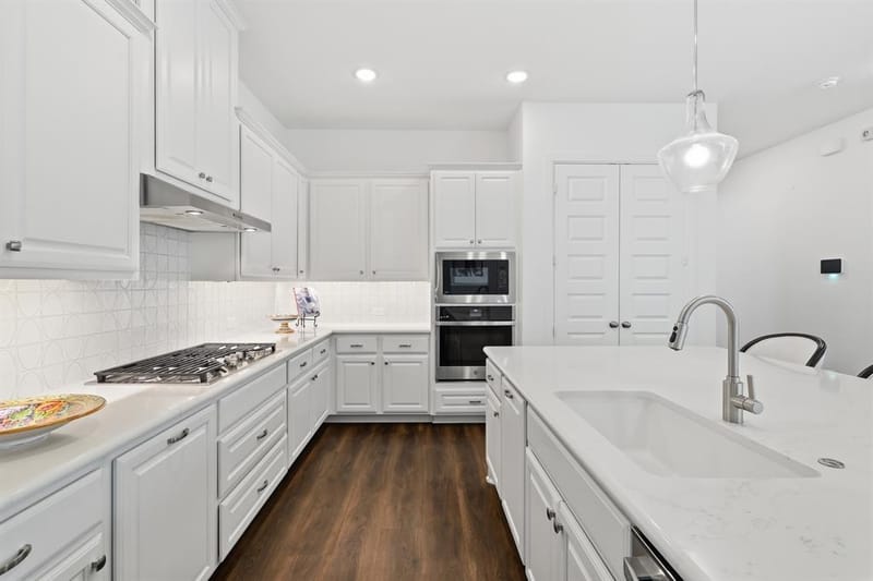4772 Kings Garden Parkway, Arlington TX 76005 - Photo 6