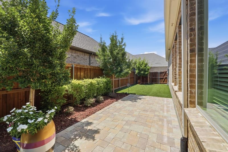 4772 Kings Garden Parkway, Arlington TX 76005 - Photo 3