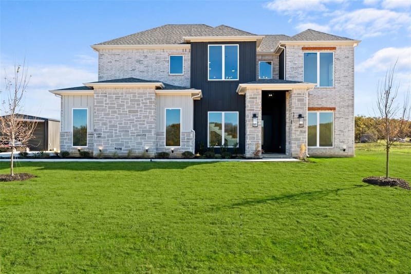 3415 Olympia Fields Drive, Burleson TX 76028 - Photo 3
