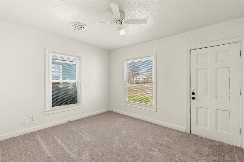 2712 Lyle Avenue, Waco TX 76708 - Photo 8