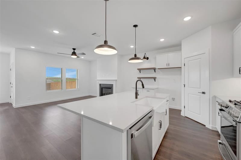 143 Summer Rain Way, Newark TX 76071 - Photo 10
