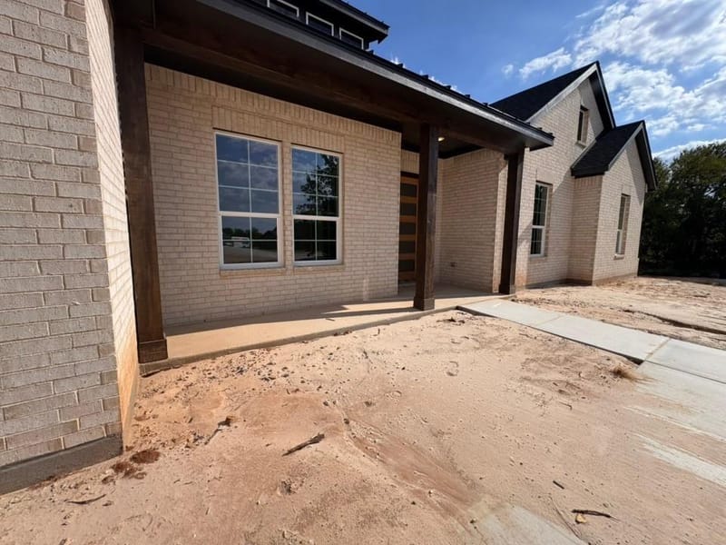 809 Zachary Michael Court, Springtown TX 76082 - Photo 4