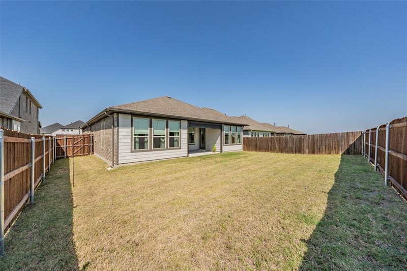 918 Hawthorn Lane, Mansfield TX 76063 - Photo 38