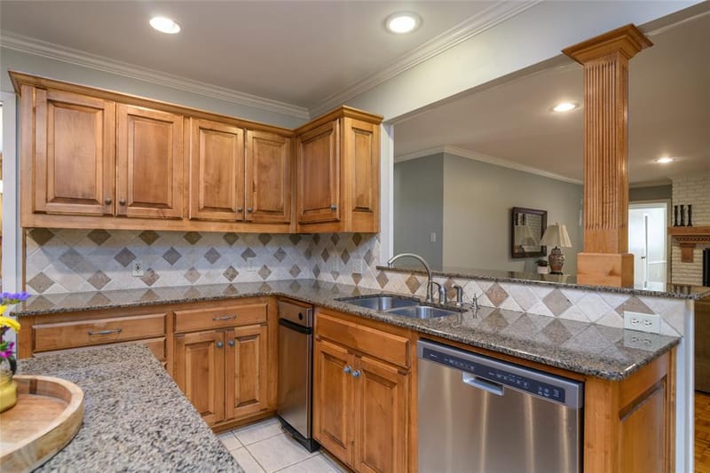 5910 Fern Avenue, Shreveport LA 71105 - Photo 9