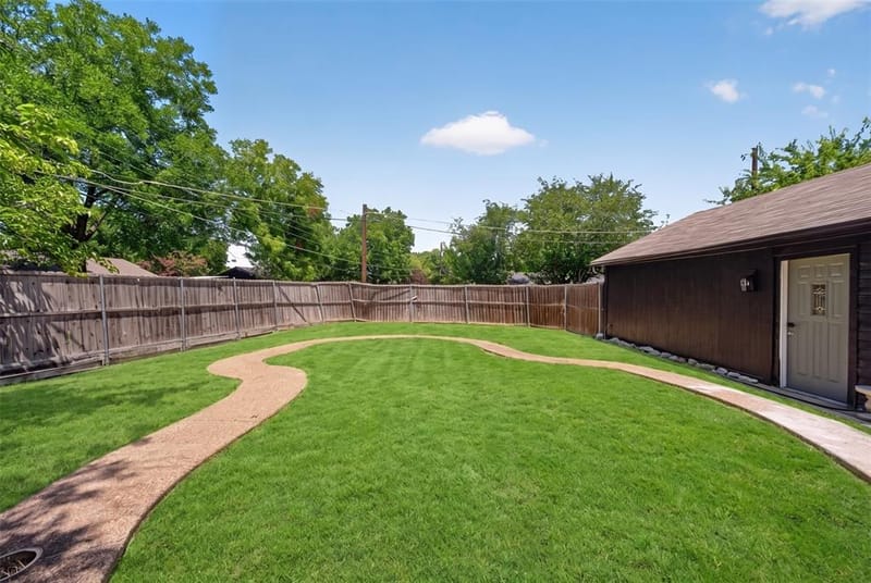 505 Pleasant Valley Road, Garland TX 75040 - Photo 20