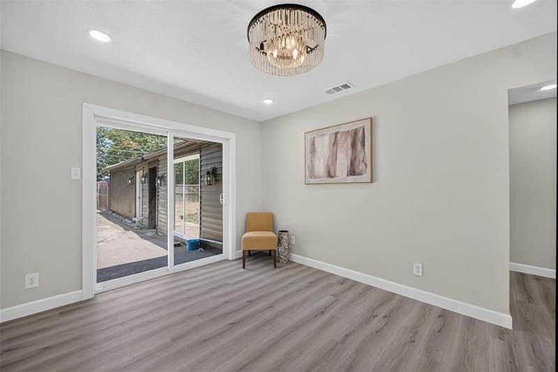 505 Pleasant Valley Road, Garland TX 75040 - Photo 10