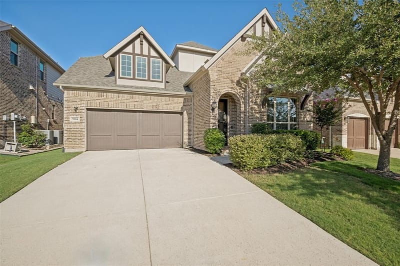 9004 Washington Lane, Argyle TX 76226