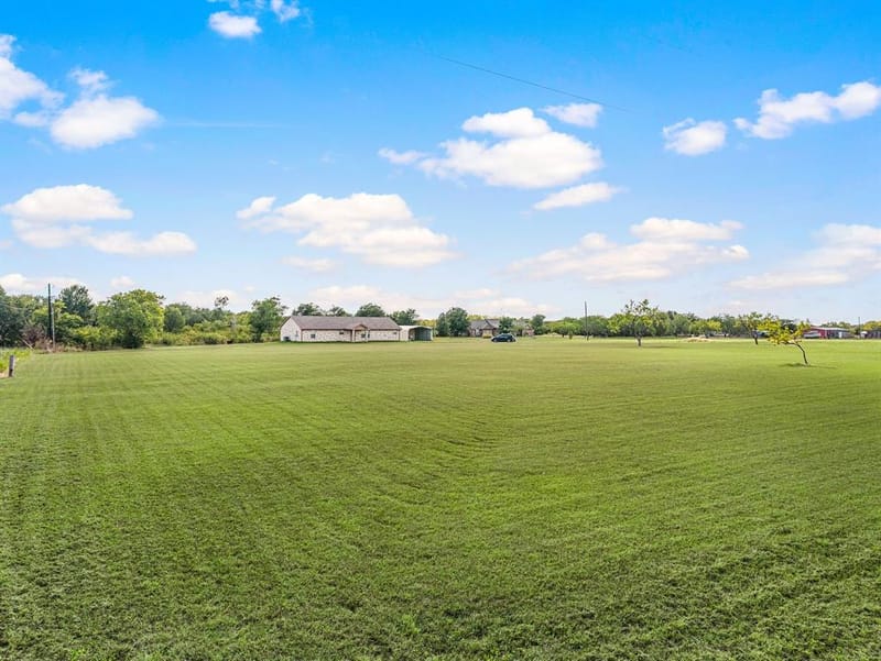 9888 NW County Road 2221, Barry TX 75102 - Photo 6