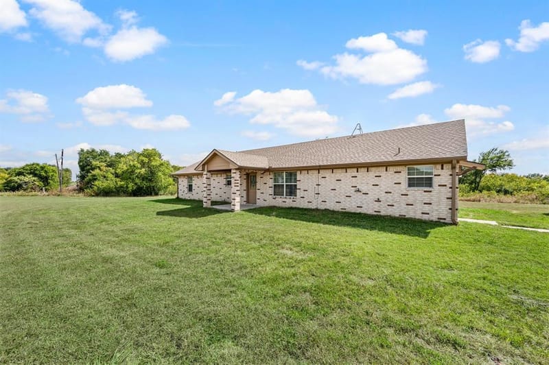 9888 NW County Road 2221, Barry TX 75102 - Photo 7