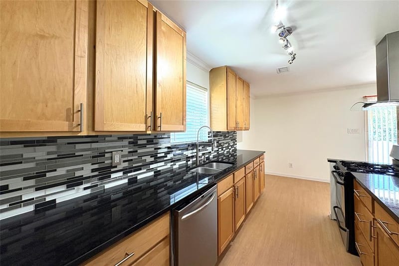 601 Carpenter Drive, Garland TX 75040 - Photo 5