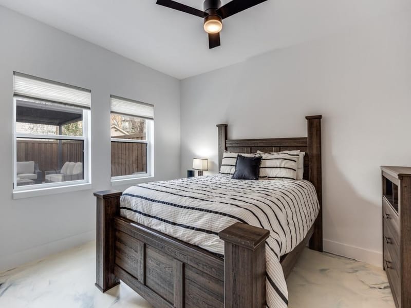 929 Bayonne Street, Dallas TX 75212 - Photo 14