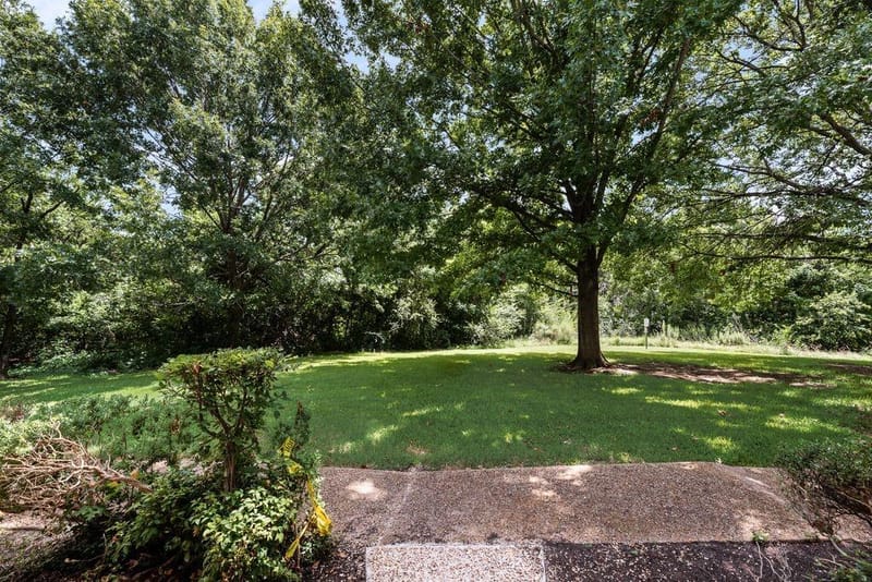 624 Trailwood Court, Garland TX 75043 - Photo 2