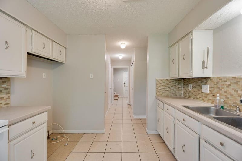 624 Trailwood Court, Garland TX 75043 - Photo 8