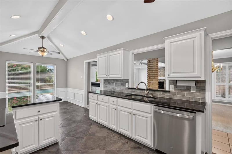 8833 Kenton Drive, Dallas TX 75231 - Photo 6