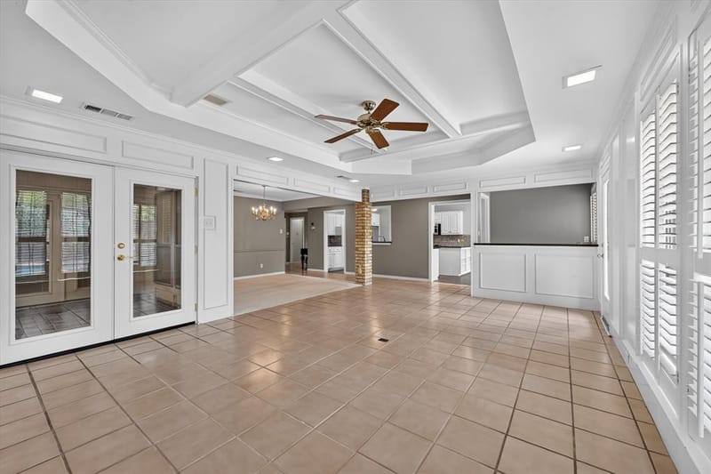 8833 Kenton Drive, Dallas TX 75231 - Photo 5