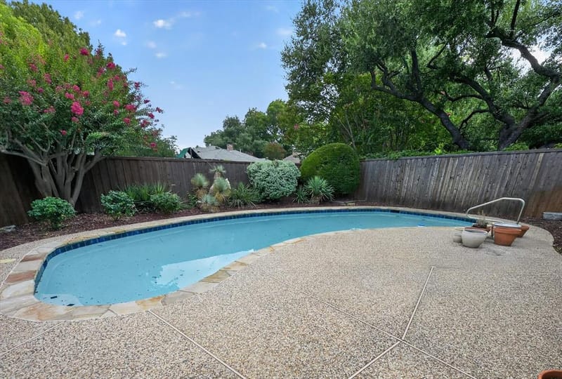 8833 Kenton Drive, Dallas TX 75231 - Photo 18