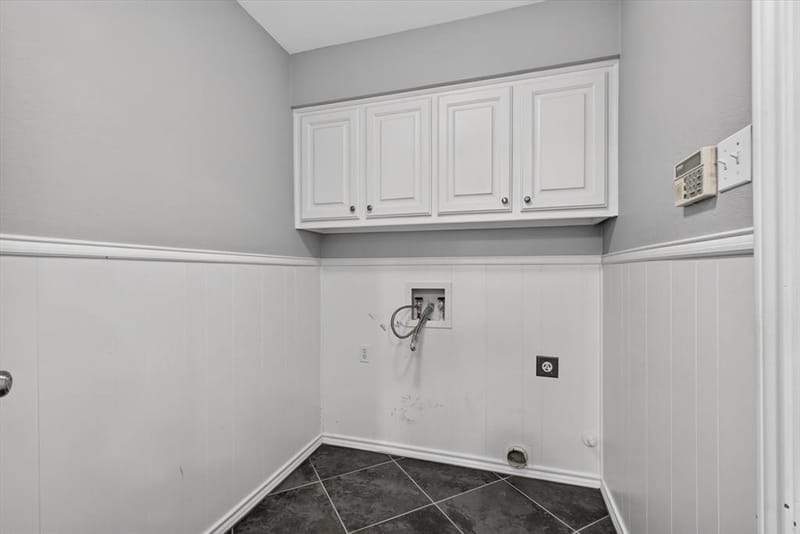 8833 Kenton Drive, Dallas TX 75231 - Photo 11