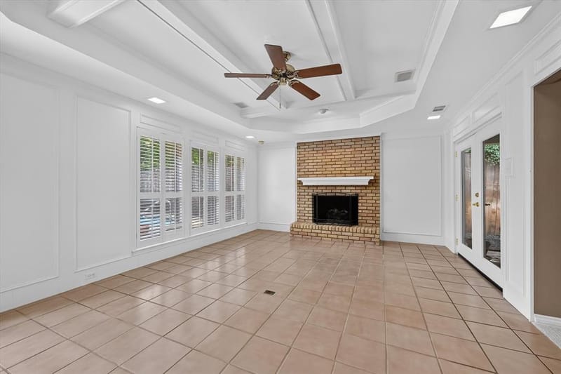 8833 Kenton Drive, Dallas TX 75231 - Photo 4