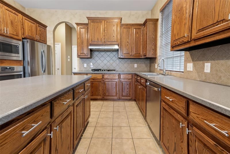 6421 Fieldcrest Lane, Sachse TX 75048 - Photo 10