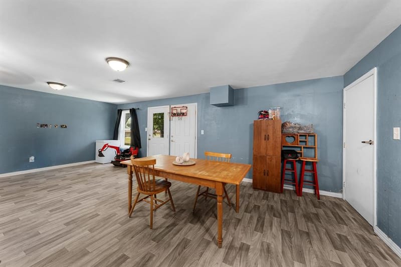 195 N Wood Street, Emory TX 75440 - Photo 11